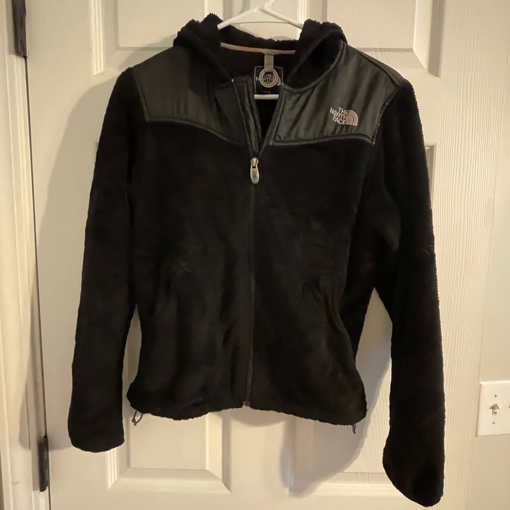 Northface women’s jacket.